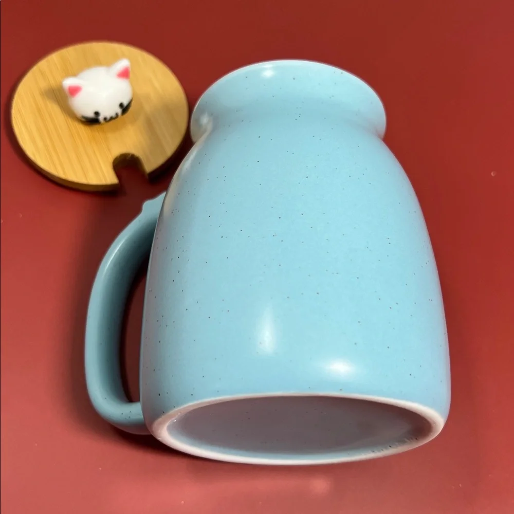 Blue Cat-Themed Ceramic Mug with Lid and Spoon